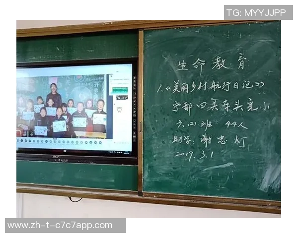 安徽小足球星逐梦绿茵场书写青春奋斗故事点亮未来希望 安徽小足球星逐梦绿茵场书写青春奋斗故事点亮未来希望