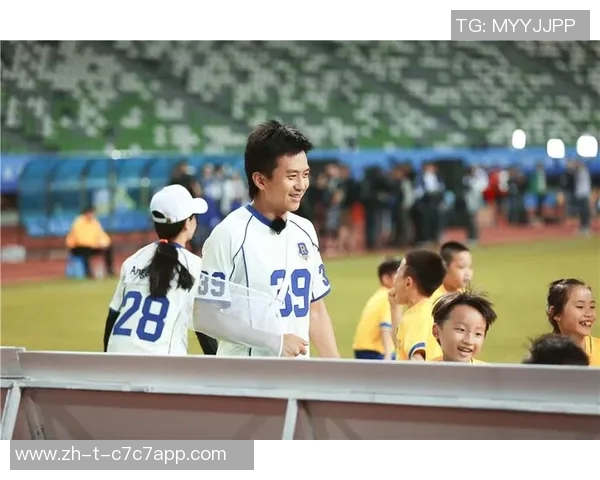 《足球小将带你体验真实球星成长之路,挑战全球顶级赛事》 《足球小将带你体验真实球星成长之路,挑战全球顶级赛事》